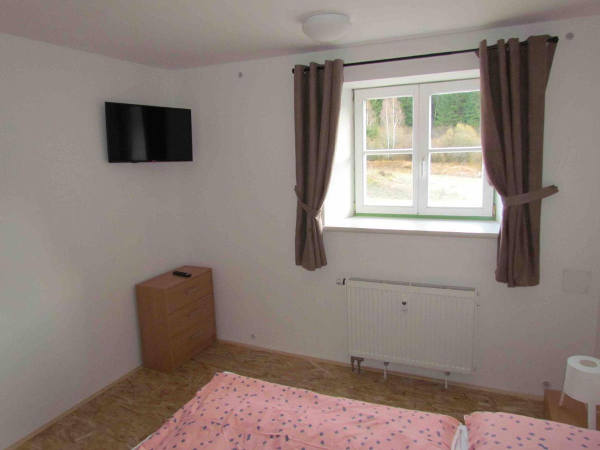 Dopravna Alzbetin Aparthotel Zelezna Ruda Bagian luar foto